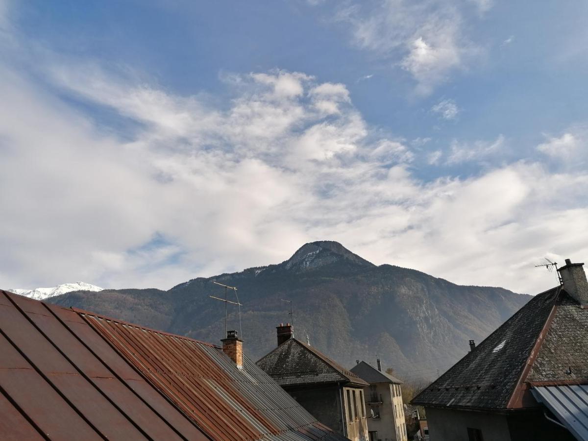 Appartement Au Coeur De La Maurienne Saint-Etienne-de-Cuines Exterior photo